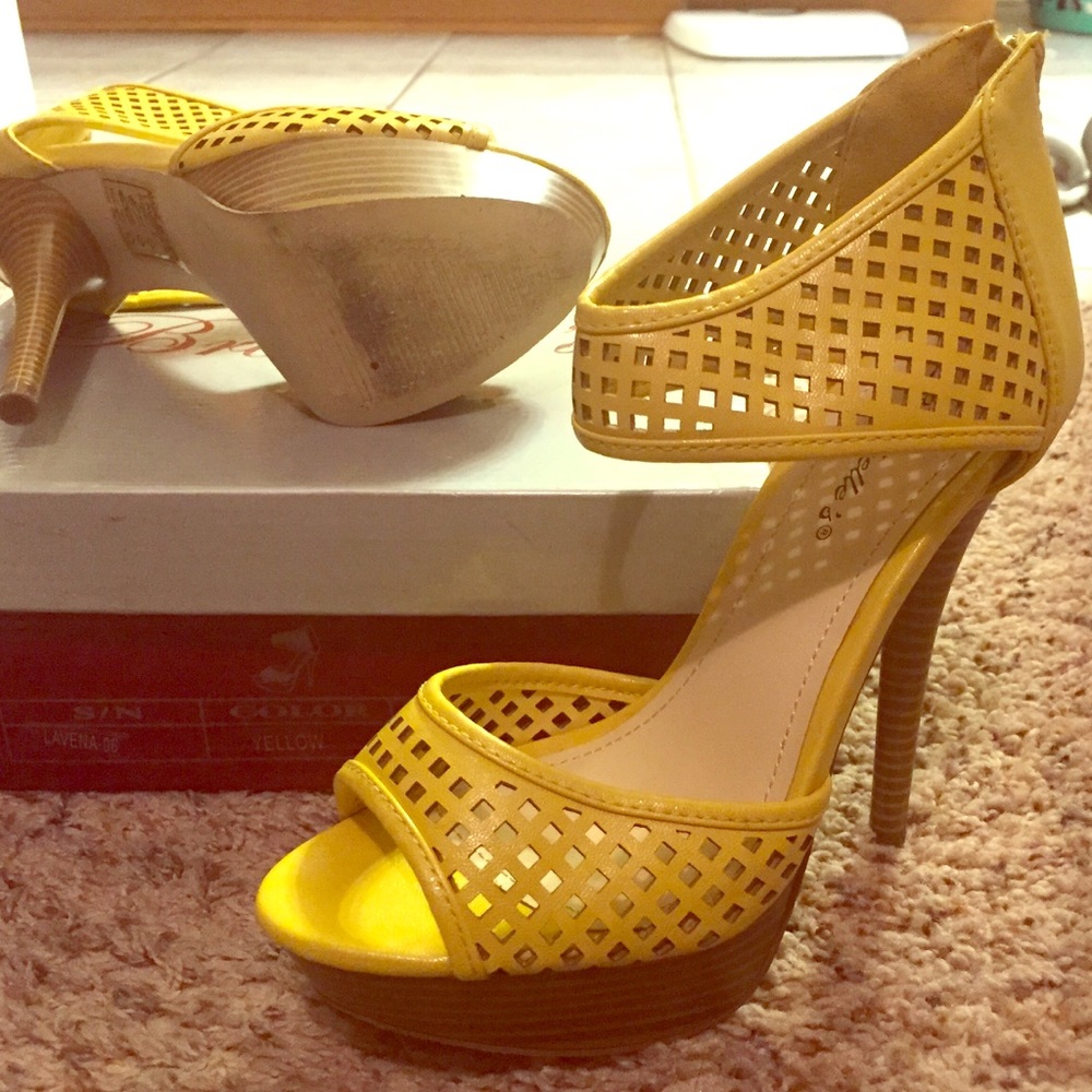 Heels size 7